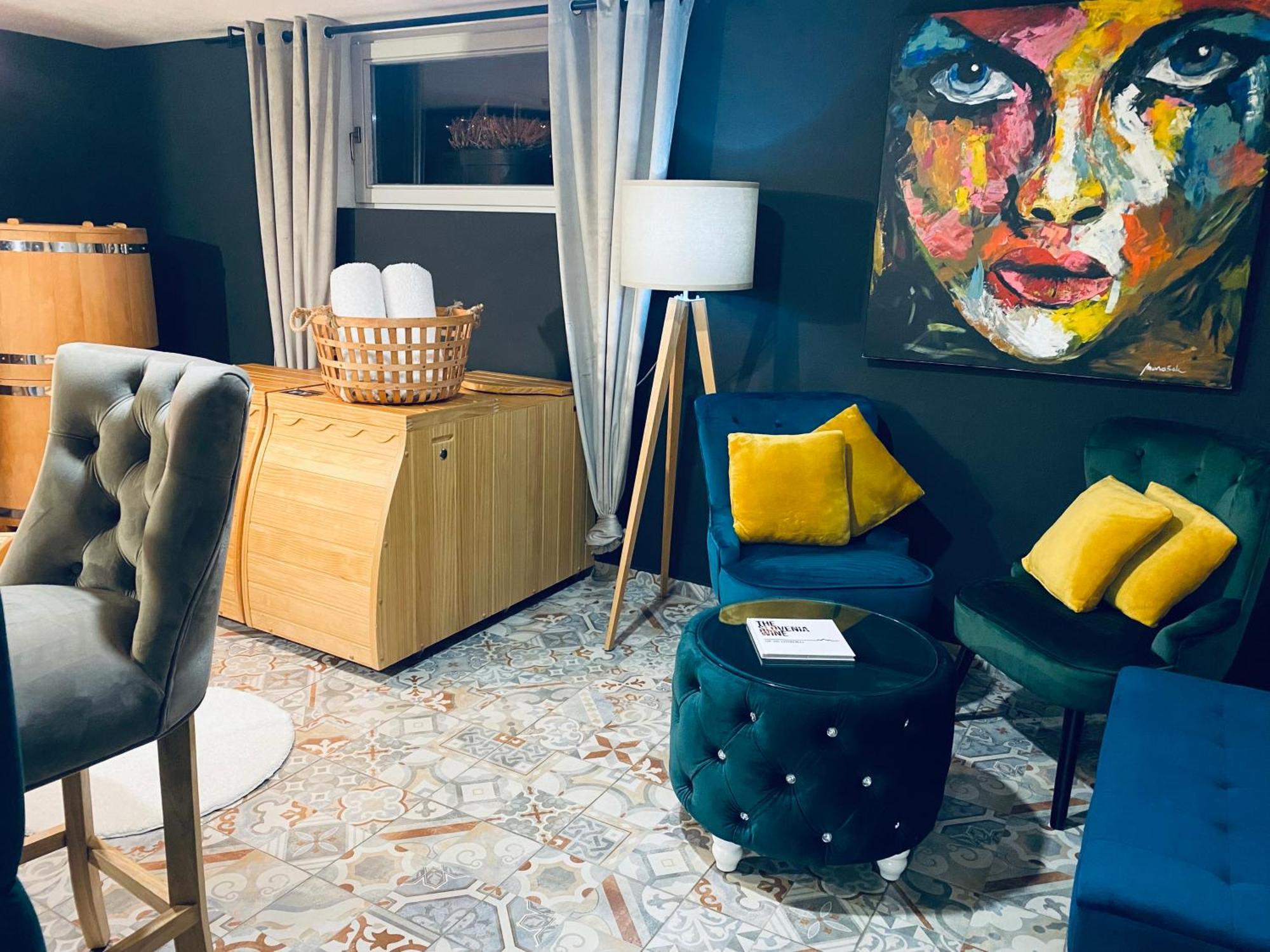 Rooms & Apartment Zala Airport Shuttle Option Cerklje na Gorenjskem Eksteriør billede